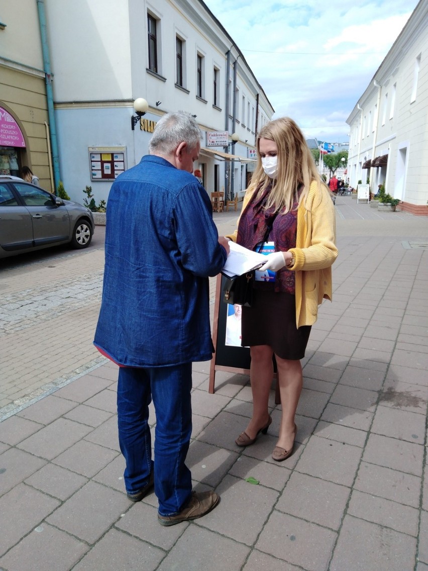 Rafał Trzaskowski, kandydat na prezydenta RP, otrzymał w powiecie sanockim blisko 2 tys. podpisów