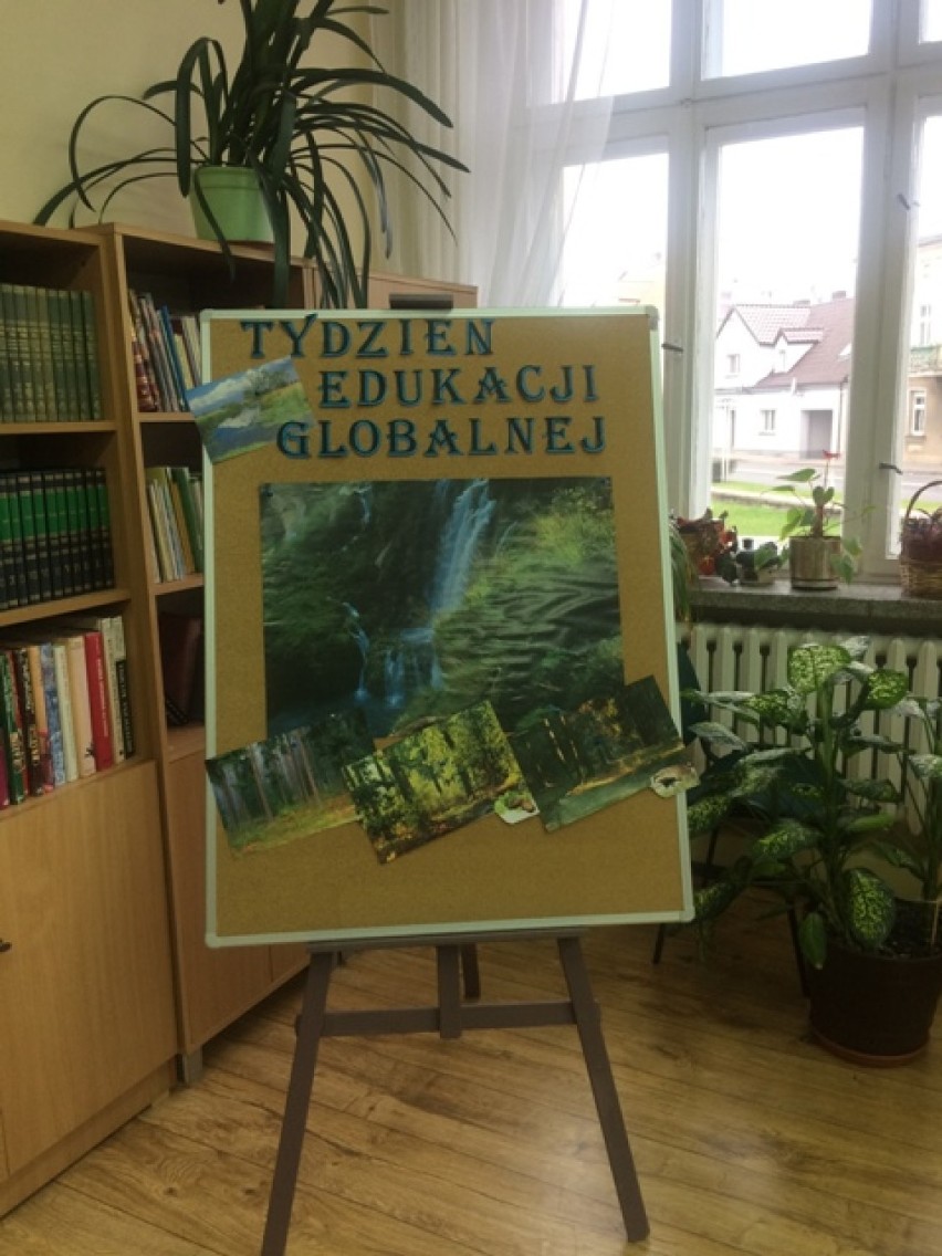Żywa biblioteka w Zespole Szkół im. Emilii Sczanieckiej w Pniewach