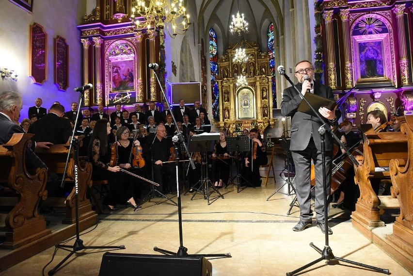 Nowy Sącz. Msza i koncert w intencji ojczyzny, miasta oraz mieszkańców 