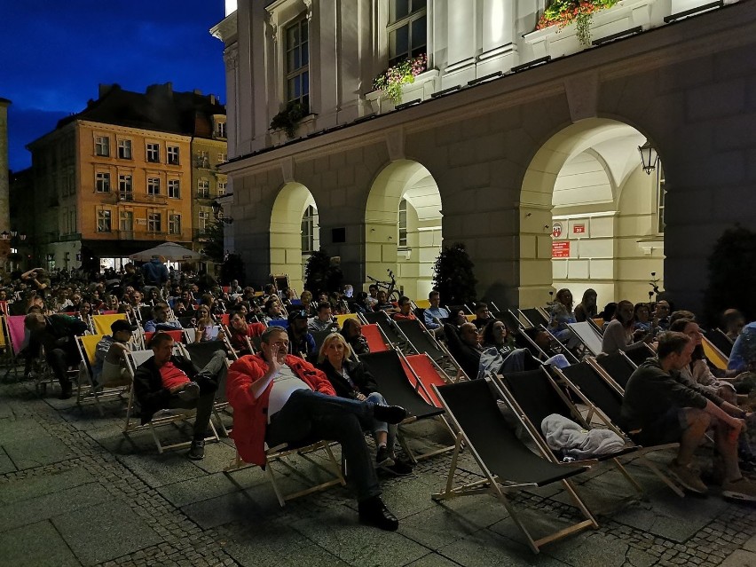 Kino letnie w Kaliszu. Za nami pierwszy seans na Głównym...