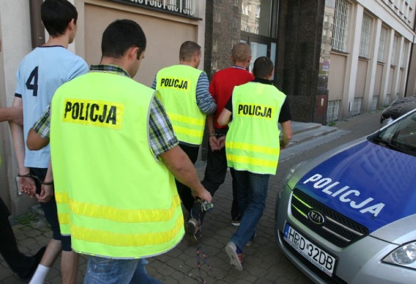 Lubelscy policjanci zatrzymali trzy osoby podejrzane o ...