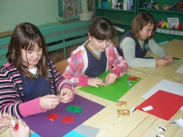 Dzieci sprawiły chorym osobom wiele radości.