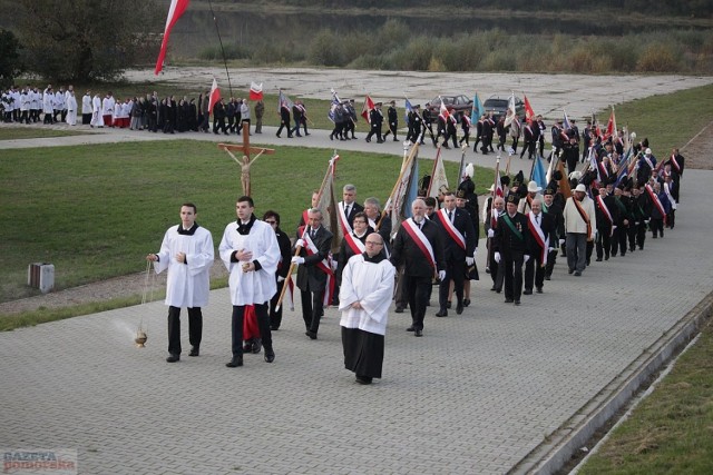 W środę odbyły się uroczystości we Włocławku. Pod krzyżem na zaporze odprawiona została msza. Po  nabożeństwie uczestnicy przeszli do Sanktuarium Męczeństwa Bł. Ks. Jerzego Popiełuszki niosąc relikwie kapłana „Solidarności”.