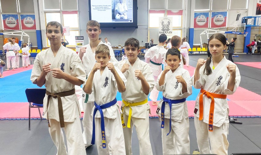 Ogólnopolski Turniej Karate  Kyokushin  " SARI CUP 2022", legniczanie z medalami