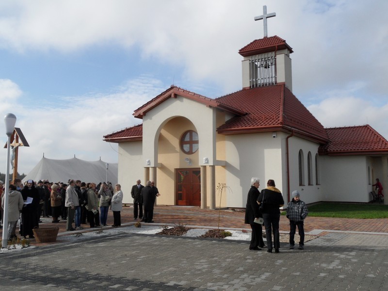 Kościół w Dyrdach: Uroczystość konsekracji