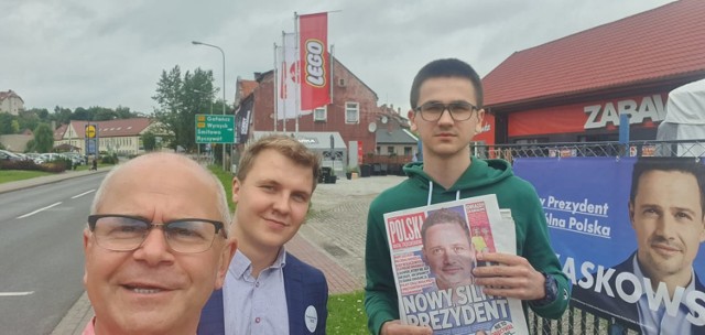 Akcja zwolenników Rafała Trzaskowskiego w powiecie chodzieskim przed drugą turą