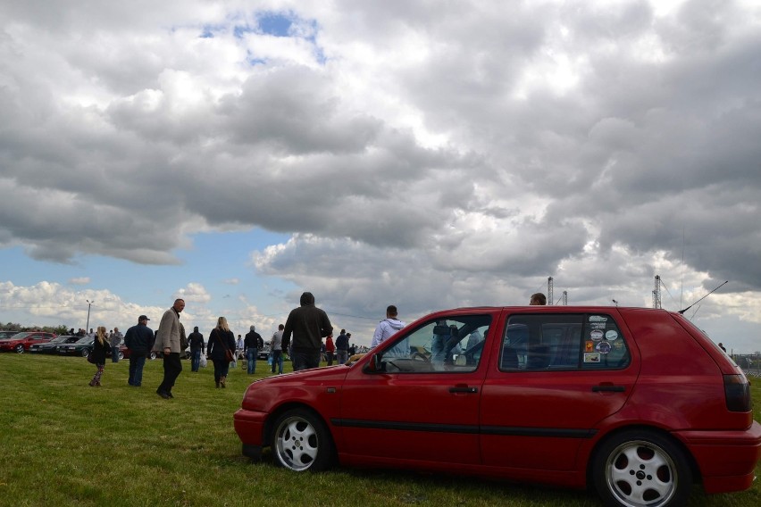 Nowy Staw. Zlot miłośników volkswagenów z rekordem frekwencji