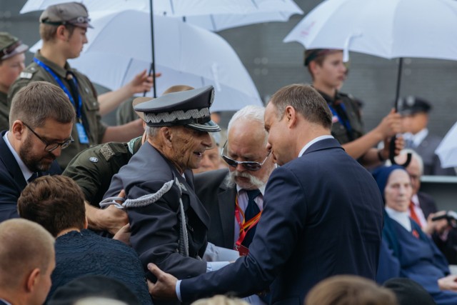 73. rocznica Wybuchu Powstania Warszawskiego. Uroczystości na pl. Krasińskich [ZDJĘCIA]