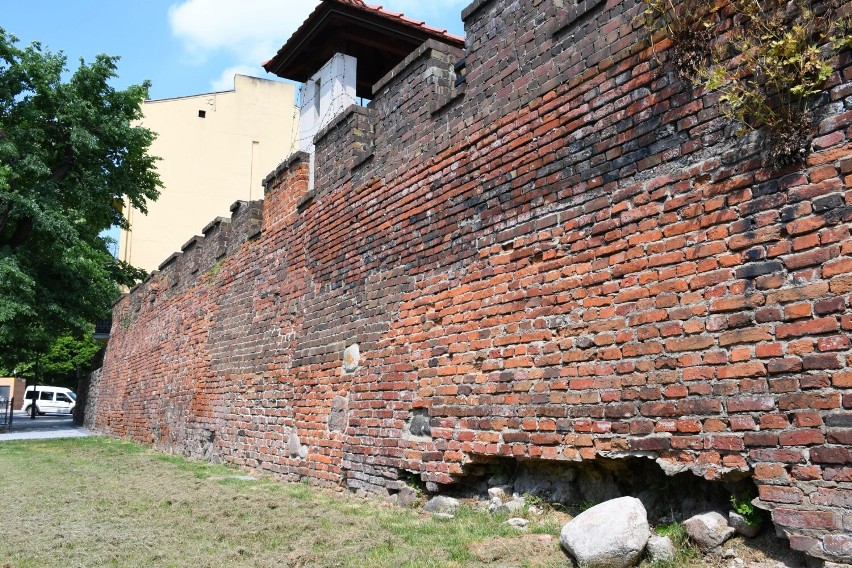 Rewitalizacja murów obronnych w Piotrkowie