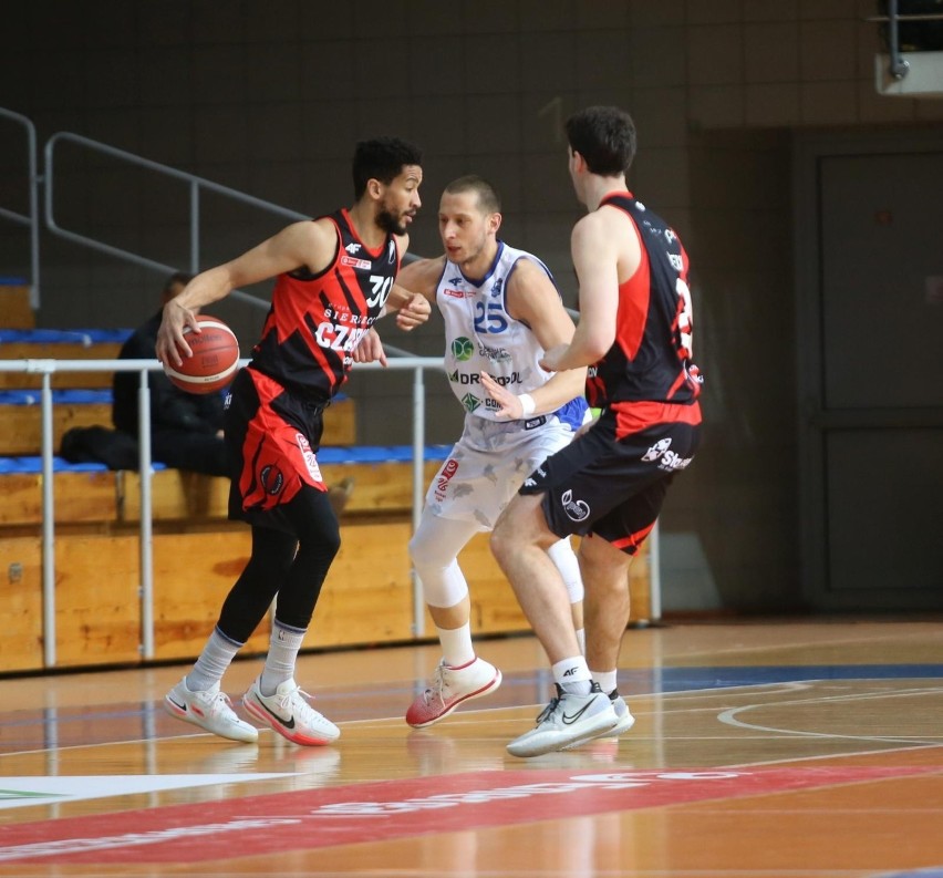 07.11.2021 r. Kibice na meczu Energa Basket Ligi: MKS...