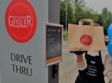 Przy katowickiej restauracji działa punkt drive thru. To Przystanek Gessler. W menu bajgle, pierogi i zestawy dnia