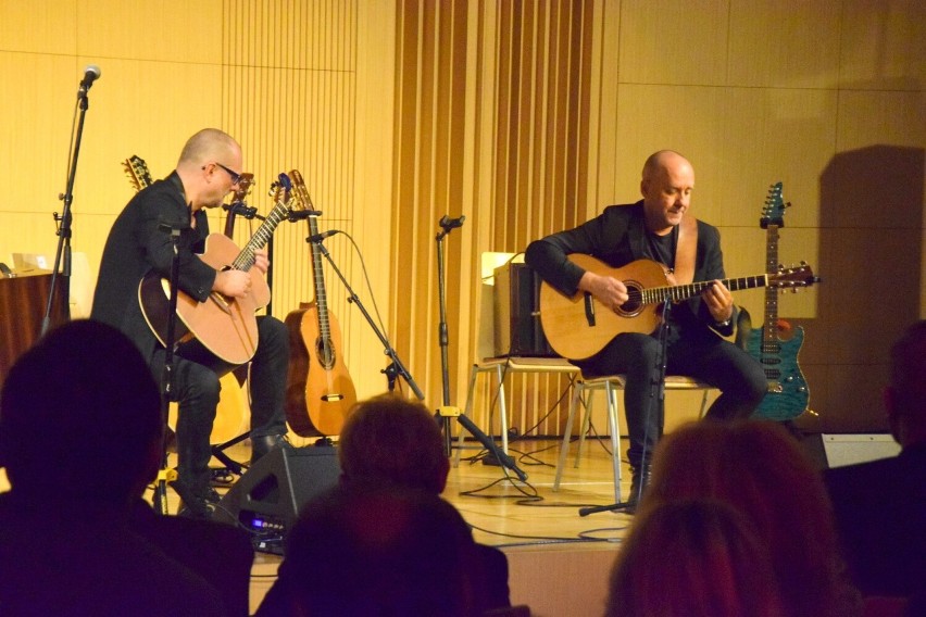 Muzycy Napiórkowski i Lesicki zachwycili publiczność podczas...