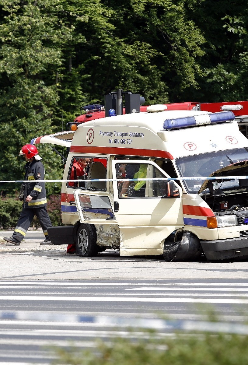 Wrocław: Tragiczny wypadek przy moście Milenijnym (ZOBACZ ZDJĘCIA)