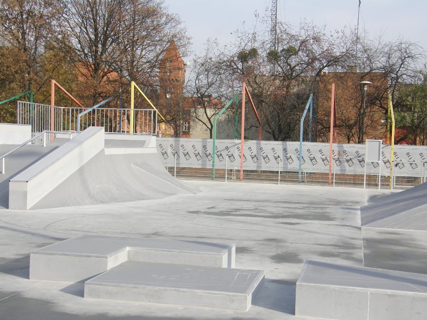 Skatepark Gliwice: Modernizacja obiektu dobiegła końca. Oddanie skateparku planowo na 22 listopada