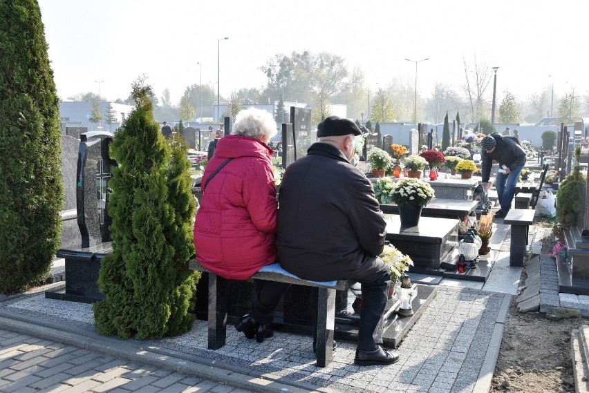 Wszystkich Świętych 2019 w Opolu. Tradycyjnie, największy...