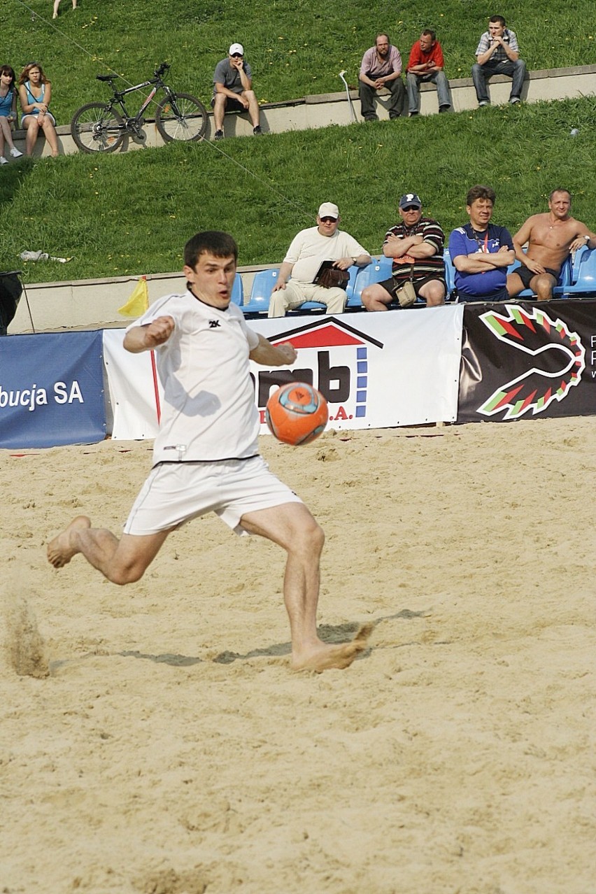 Plac Zamkowy: Rozpoczął się turniej piłki plażowej