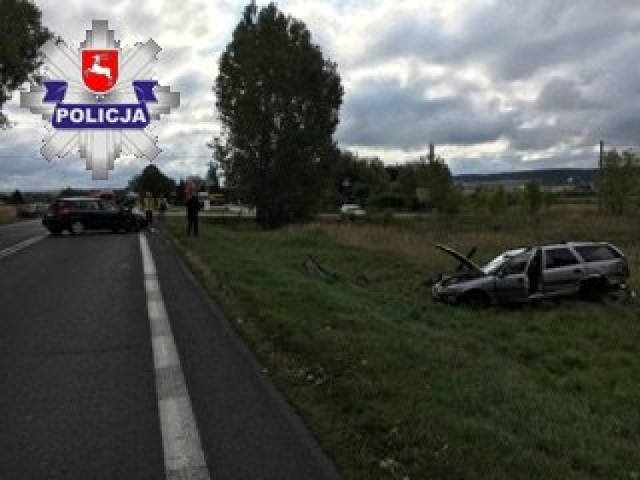 Policjanci ustalają okoliczności zdarzenia i poszukują świadków