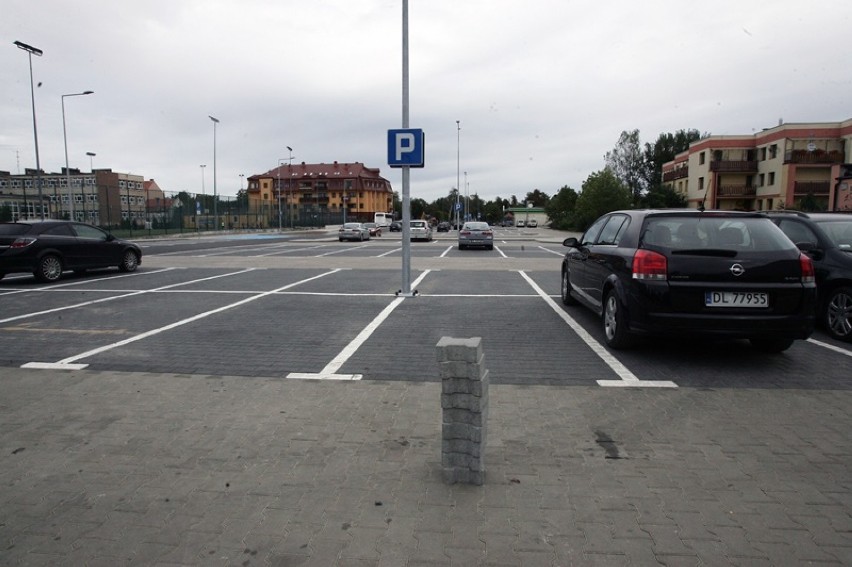 Nowy parking w Legnicy [ZDJĘCIA]