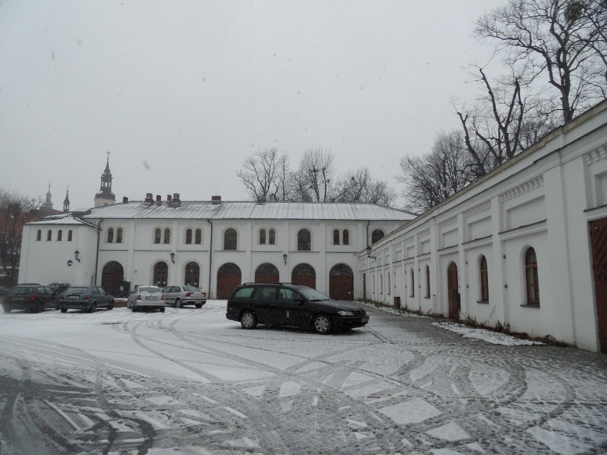 Atmosfera wokół odrestaurowanego budynku Stajni Książęcych w...