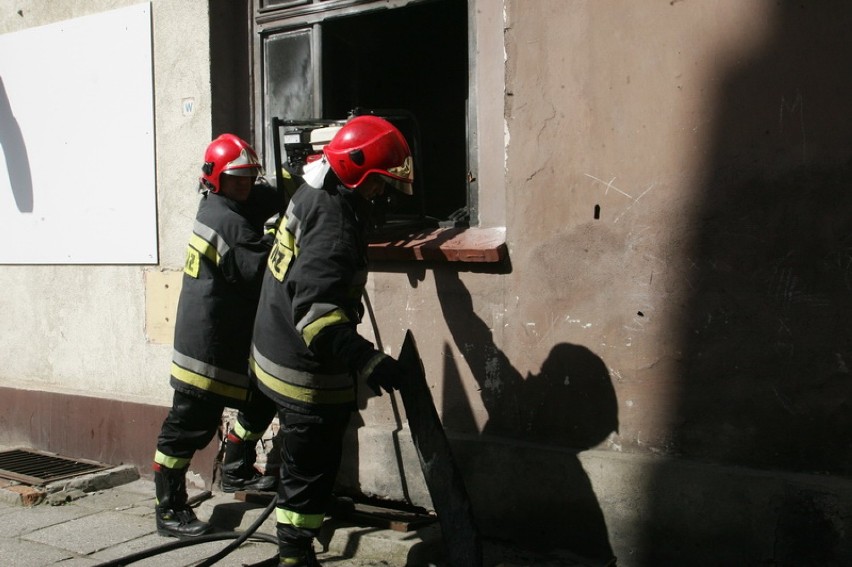 Pożar mieszkania w Legnicy