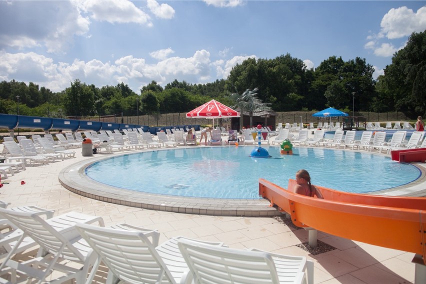 Majówka na Fali. Aquapark w Łodzi otwiera baseny zewnętrzne...
