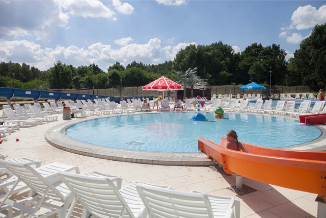 Majówka na Fali. Aquapark w Łodzi otwiera baseny zewnętrzne w długi weekend