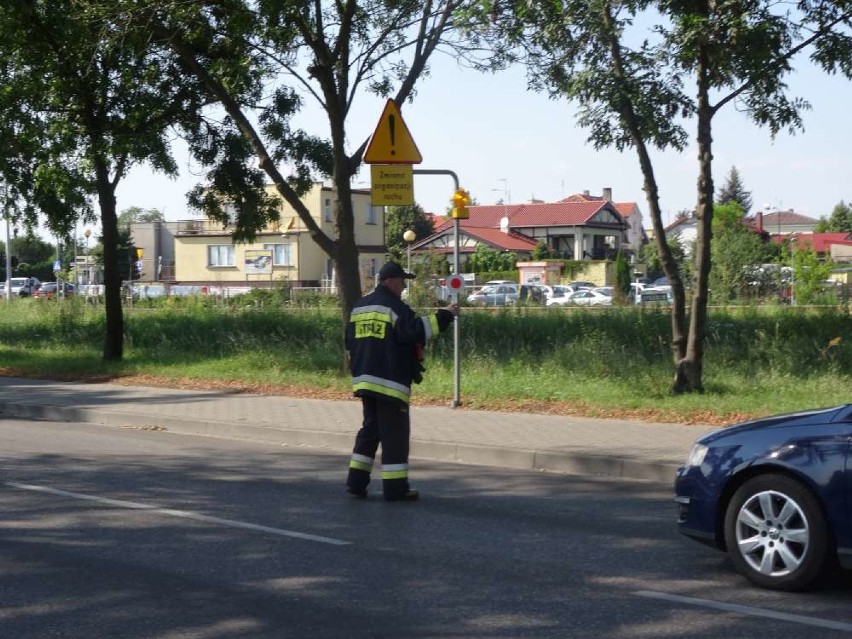 Wypadek na skrzyżowaniu ulic Bartodziejskiej z Rogozińską