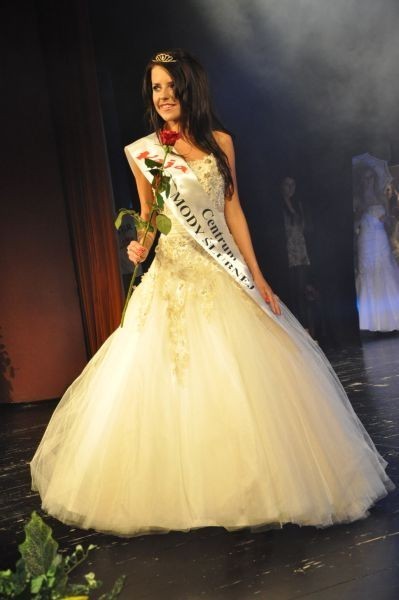 Miss Polonia 2012 Ziemi Sądeckiej: finalistki w sukniach ślubnych [ZDJĘCIA,VIDEO]