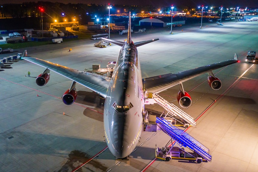 Jumbo jet w Pyrzowicach! [ZDJĘCIA] Jeden z największych samolotów świata lądował na lotnisku Katowice Airport