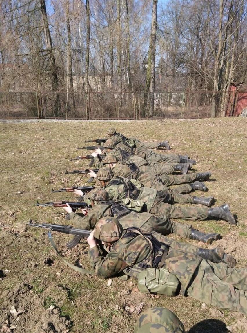 Szkolenie szeregowych elewów w 22. Batalionie Piechoty Górskiej