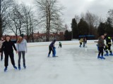 Ostatni tydzień i weekend sztucznego lodowiska i ferii w Ustce