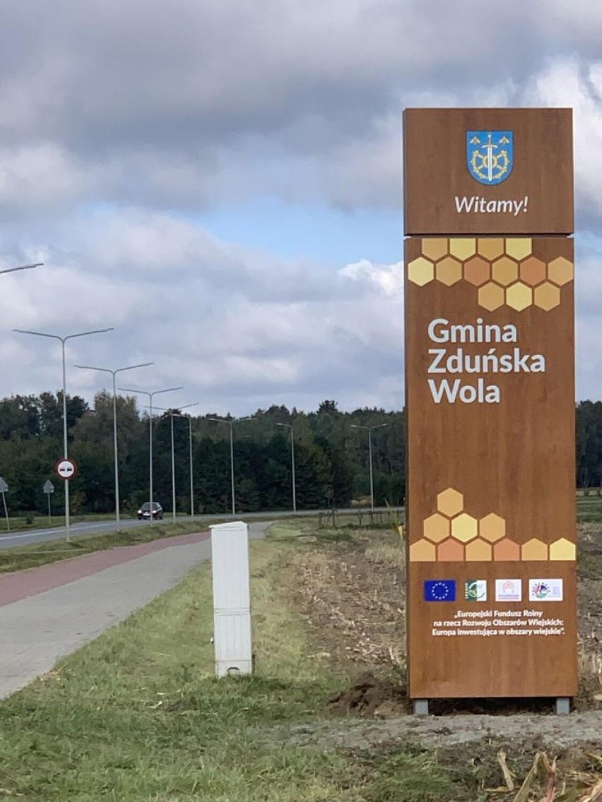 Gmina Zduńska Wola wita wjeżdżających na jej teren 