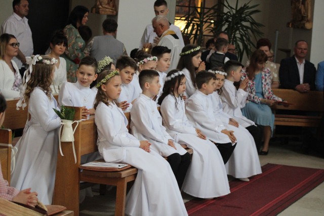 Pierwsza komunia święta w parafii św. Barbary w Wieluniu