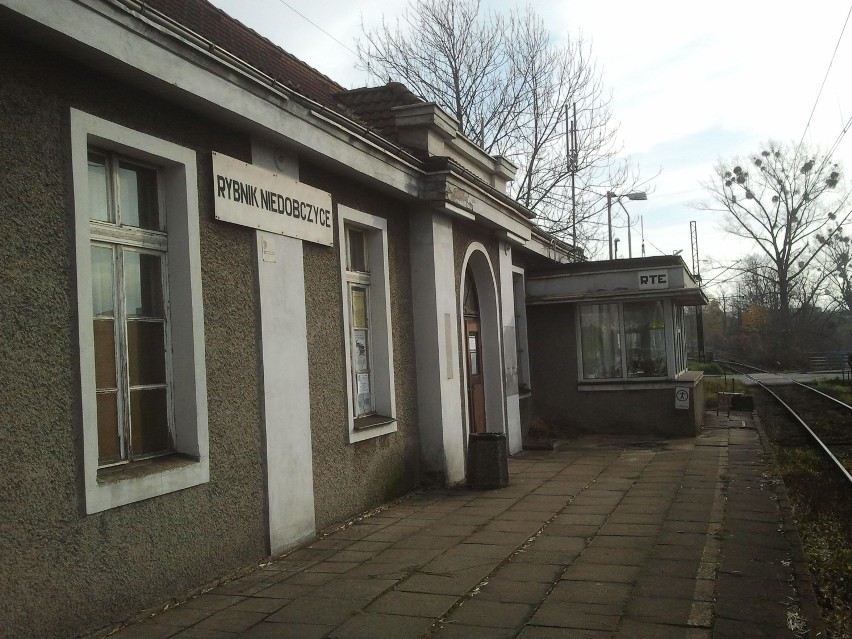 Dworzec PKP w Niedobczycach jest zamknięty od dawna. Nie...