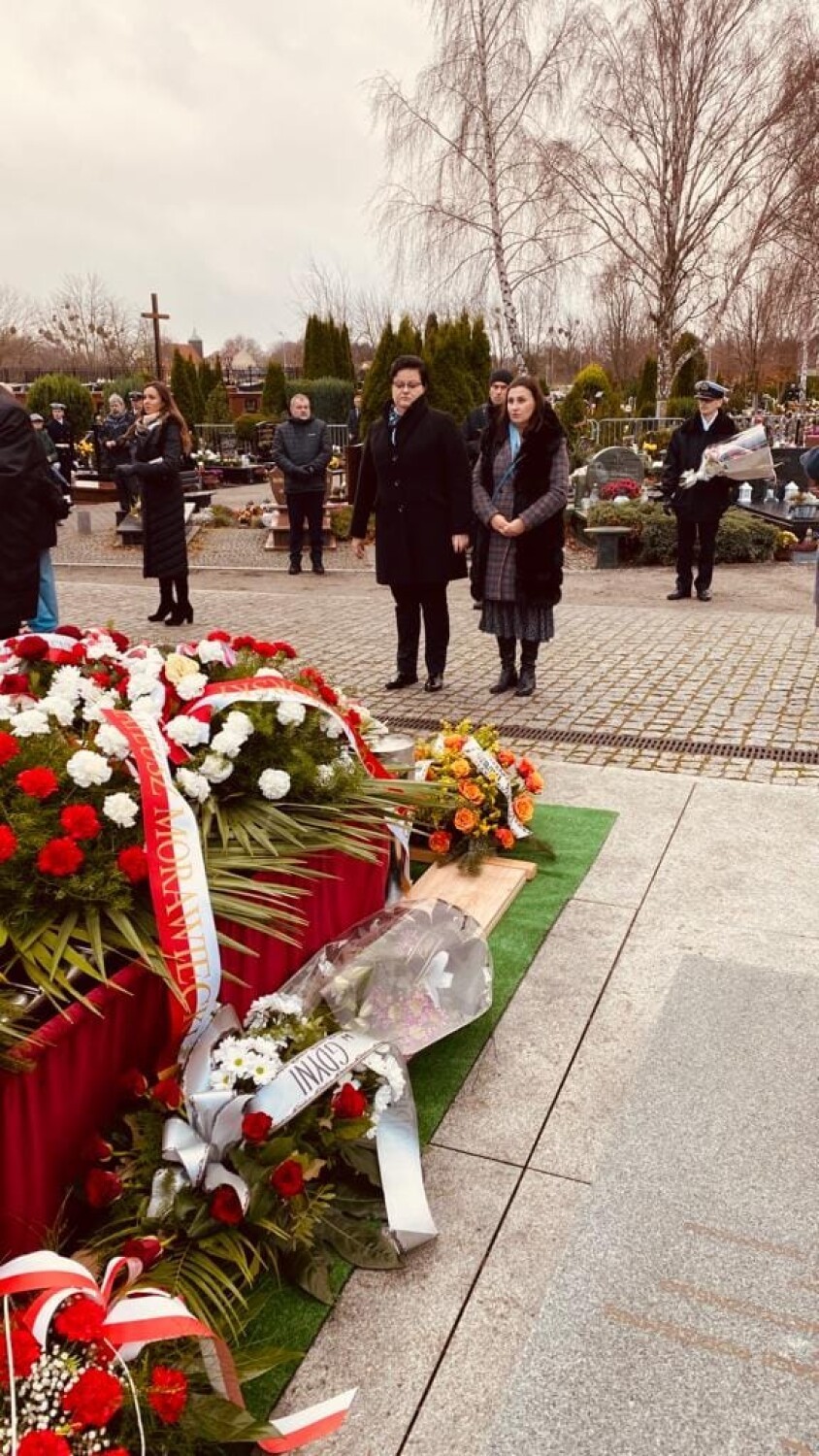 Uroczystości pogrzebowe polskich marynarzy w Gdyni - 24 listopada 2021