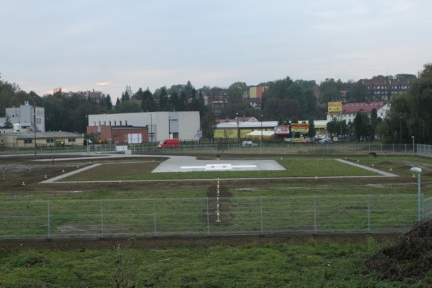 Szpital Nowy Sacz: lądowisko czeka na pozwolenie [ZDJĘCIA]