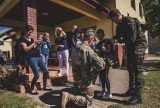Terytorialsi i żołnierze US Army w domu dziecka w Pyrzycach. Zobaczcie zdjęcia 
