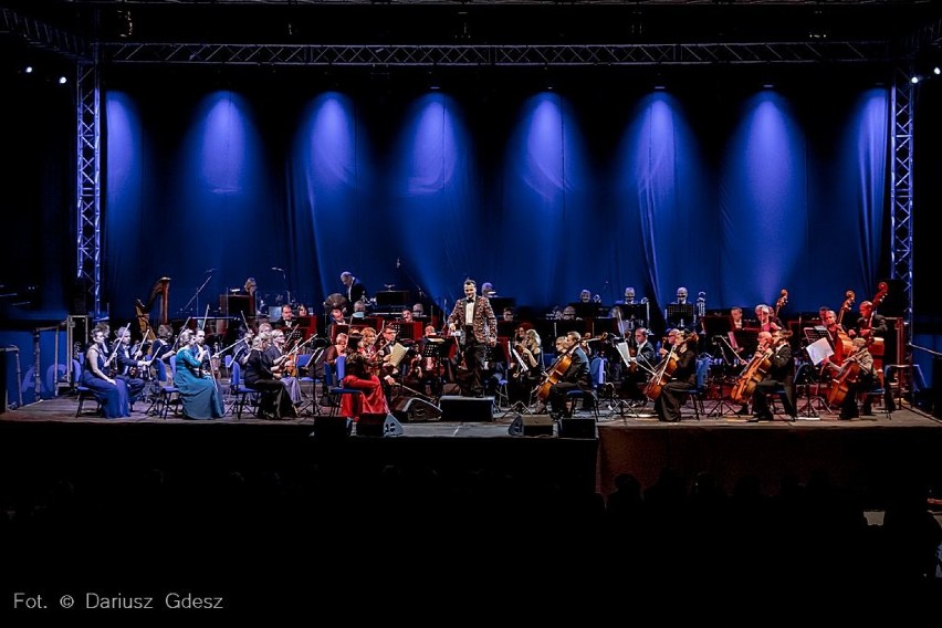 Wałbrzych:Galowy Koncert Sylwestrowy „Wiesław Ochman i jego przyjaciele"