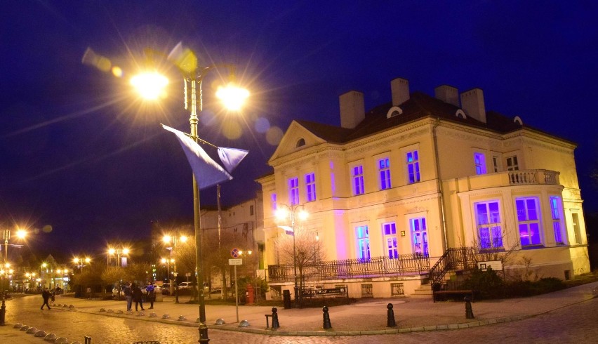 Muzeum Miasta Malborka zaświeciło się na niebiesko dla autyzmu [ZDJĘCIA]