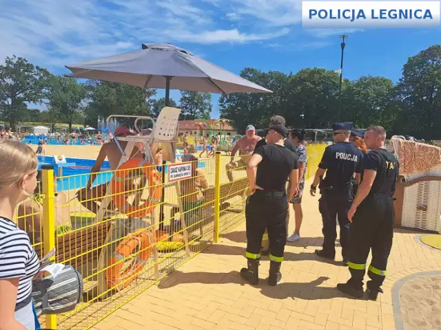 Legniccy policjanci sprawdzają bezpieczeństwo na kąpieliskach w Legnicy i powiecie