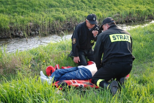 Na terenie ośrodka rekreacyjno-wypoczynkowego Piaski-Szczygliczka w Ostrowie Wielkopolskim odbyły się ćwiczenia sprawdzające gotowość i koordynację działań służb na wypadek poszukiwań osoby zaginionej.

Zobacz więcej: Ćwiczenia służb ratunkowych na Piaskach [FOTO]