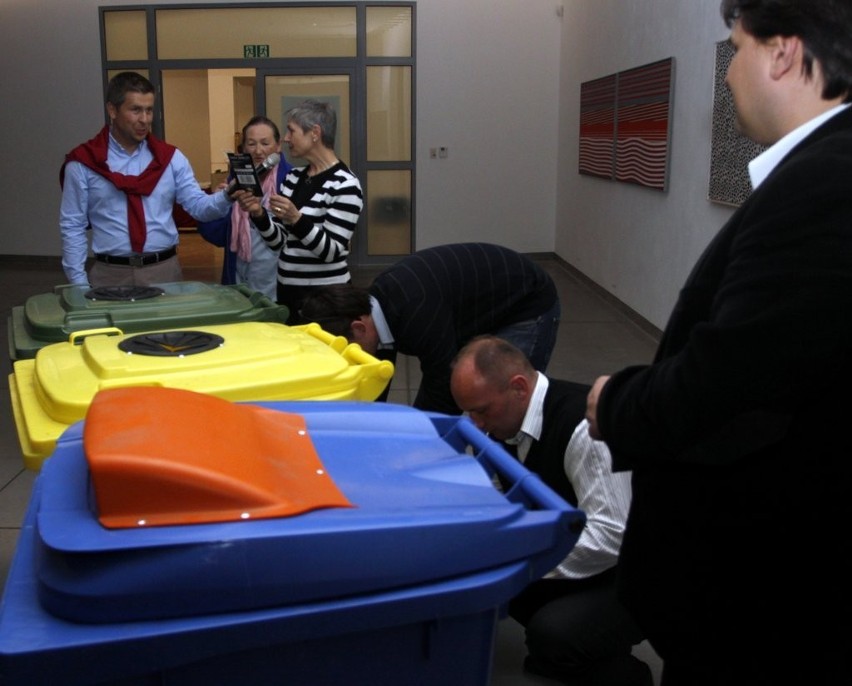 Urzędnicy uczyli sopocian, jak segregować śmieci