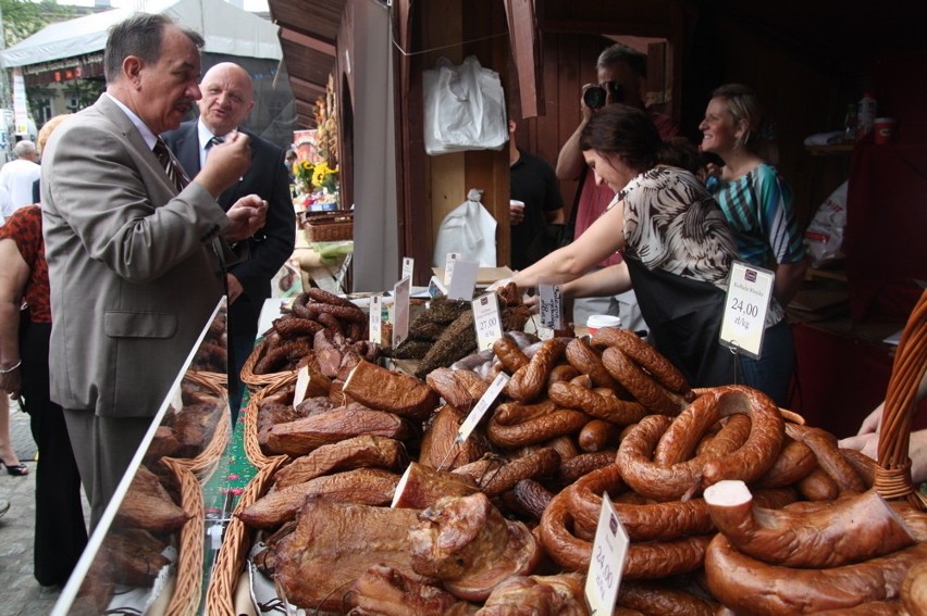 Święto chleba na pl. Wolnica na krakowskim Kazimierzu