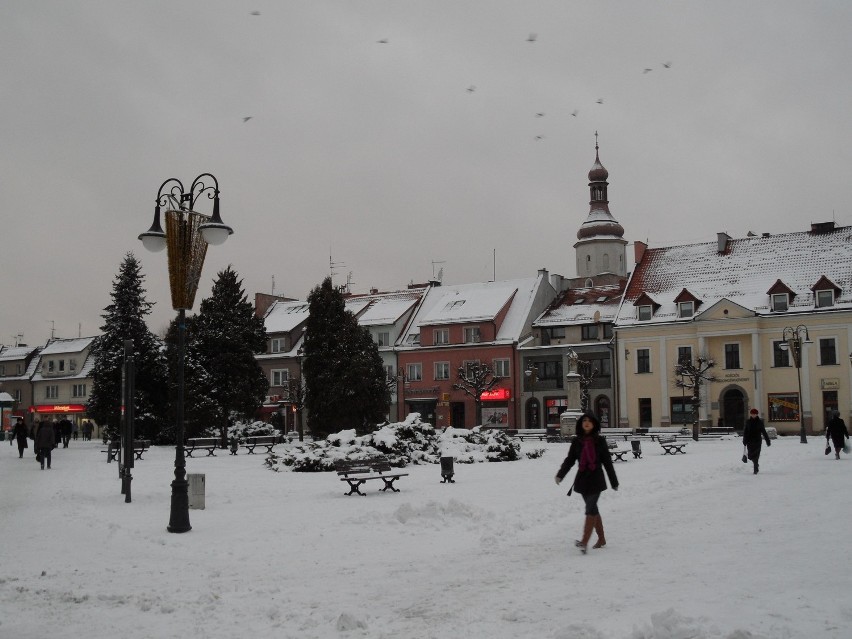 Zima w Żorach jest piękna. Ze śniegu cieszą się dzieci, ale czy dorośli? Wyślijcie nam swoje fotki!