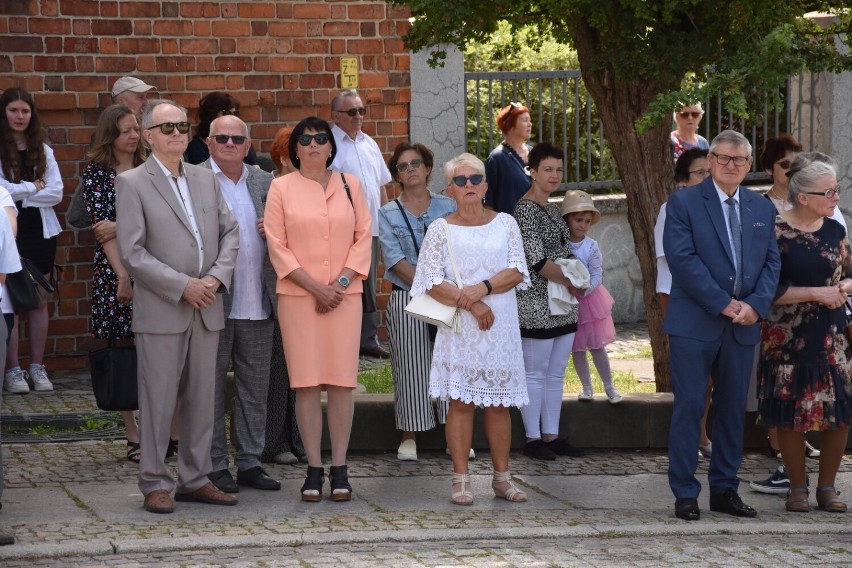 Gniezno: Boże Ciało. Procesja przeszła ulicami Gniezna [16.06.2022]