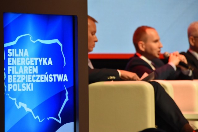 II Forum Gospodarcze, które odbyło się w Gorzowie, zgromadziło kilkuset uczestników, w tym przedstawicieli ministerstw i agencji.
