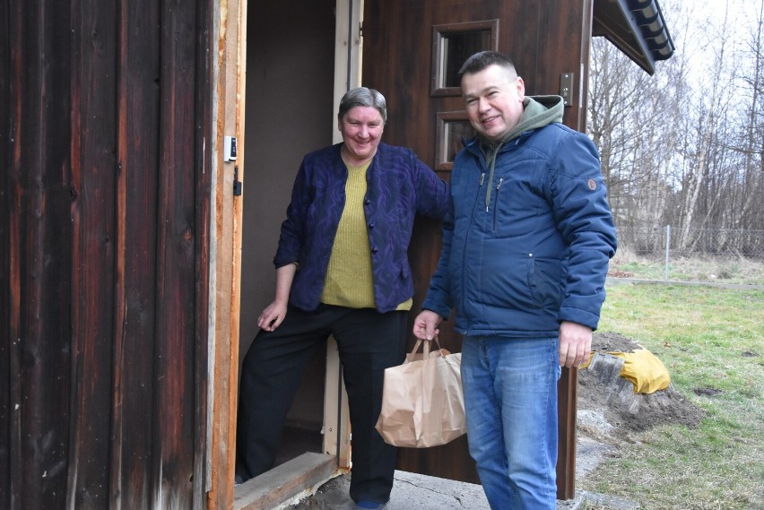 Bogusław Gala stał się aniołem stróżem pani Stasi. Spłacił...