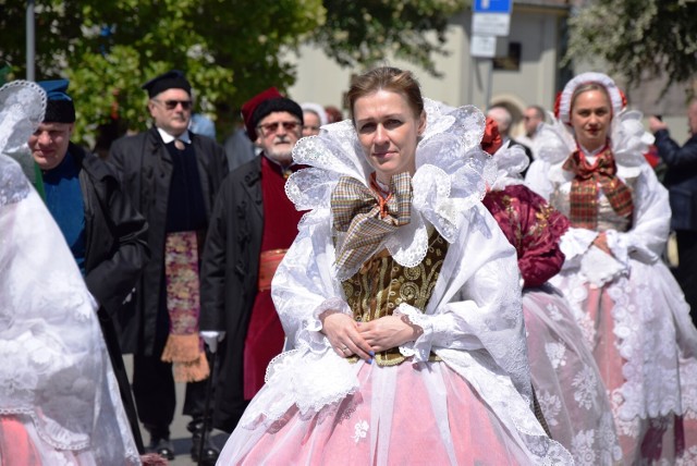 Procesja Bożego Ciała w Żywcu to wielka manifestacja wiary i przywiązania do tradycji