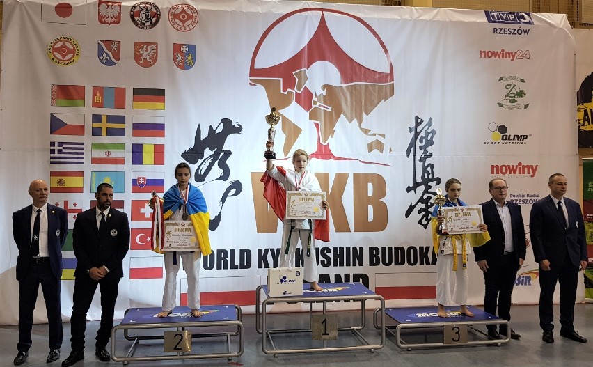 Klub Karate „Randori” z Radomska na Mistrzostwach Europy. Zawodnicy przywieźli 5 medali