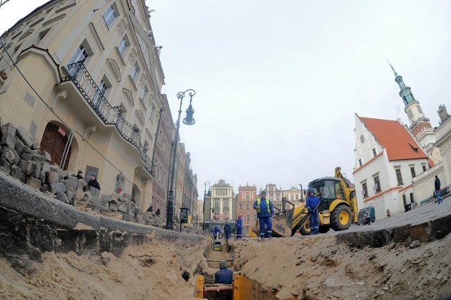 W lutym rozpoczęto naprawę kanalizacji na Starym Rynku